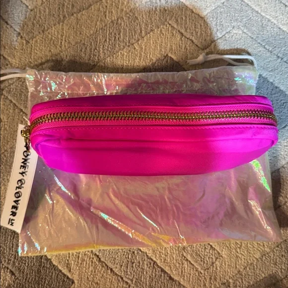 NWT Stoney Clover Lane Fuschia Small Pouch - Picture 8 of 8